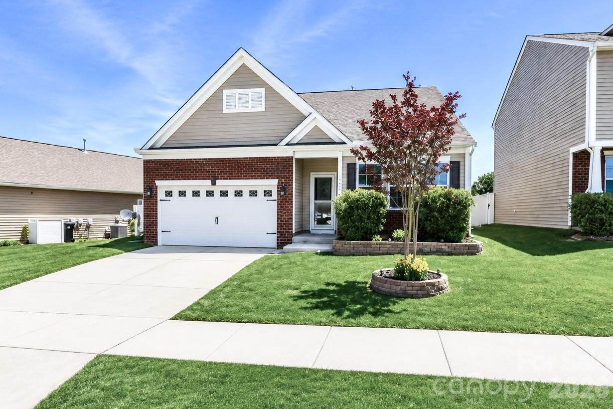 180 Cromwell Drive - Photo 1