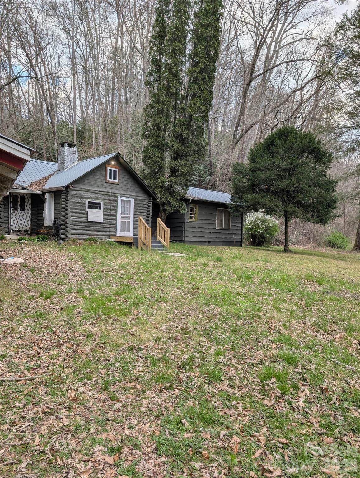 6712 Globe Road - Photo 1