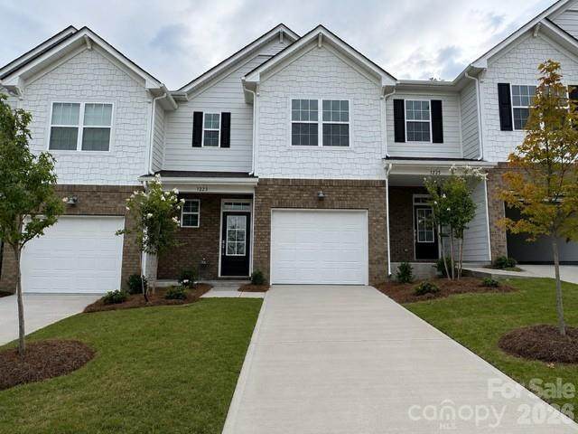 1223 Nighthawk Way - Photo 1