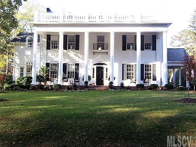 414 Hibriten Avenue - Photo 1