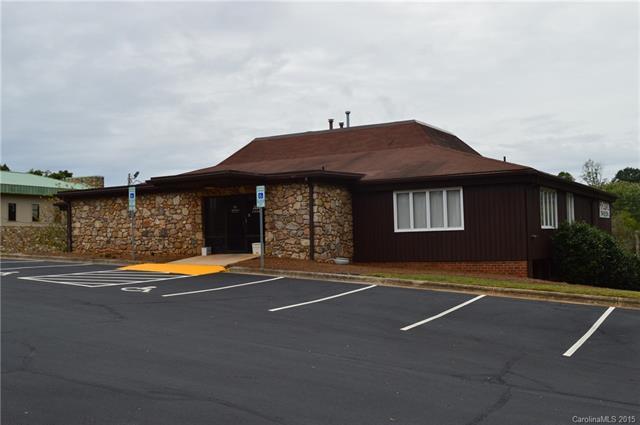 702 Hartness Road - Photo 1