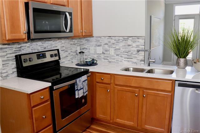 552 Oakland Avenue - Photo 1