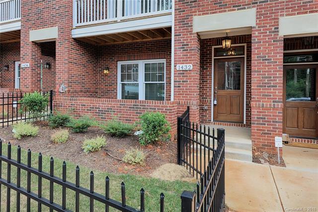 1432 4th Street - Photo 1
