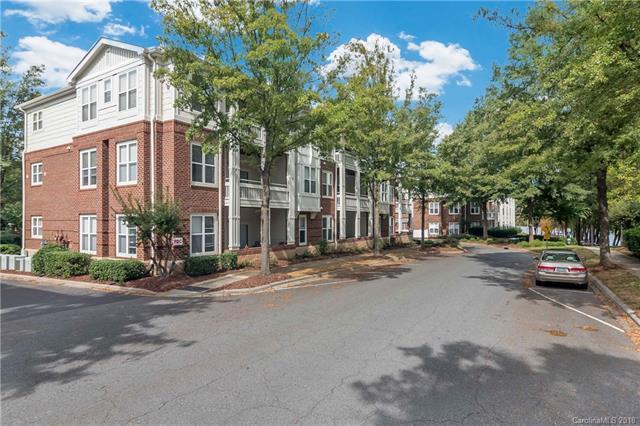 713 Northeast Drive - Photo 1