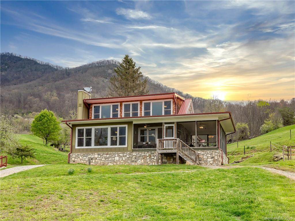 390 Grandview Road - Photo 1