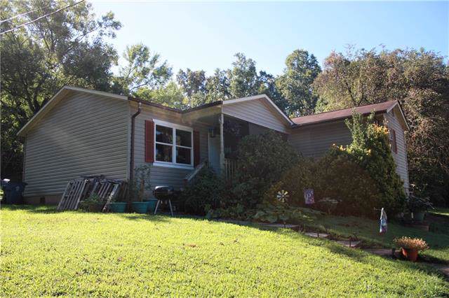 5934 Mourglea Avenue - Photo 1