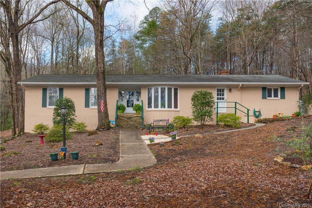 292 Huntington Road - Photo 1