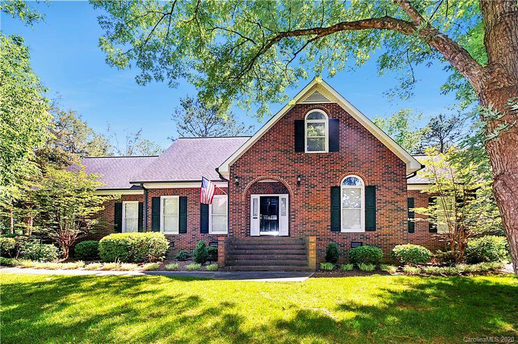10624 Woodhollow Road - Photo 1 10624 Woodhollow Road - Photo 1