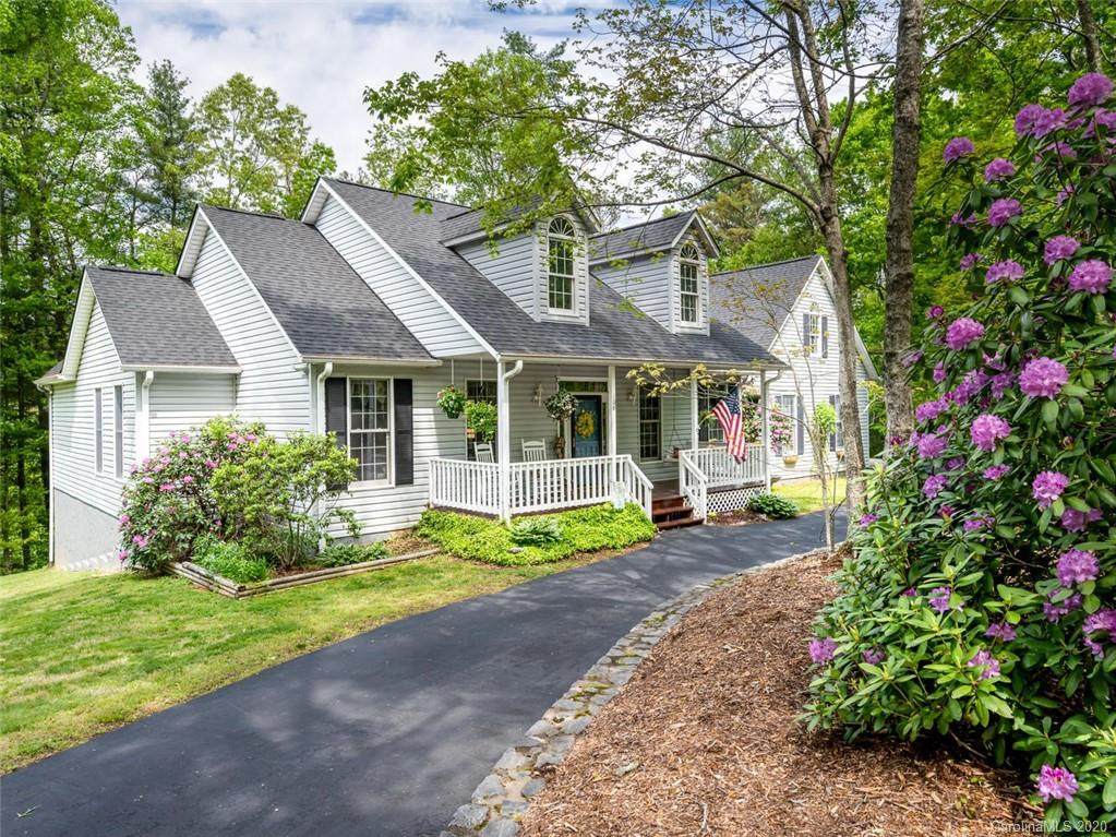 108 Whispering Hill Drive - Photo 1