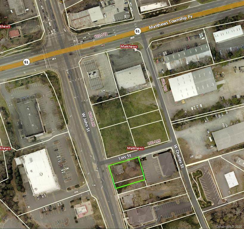 556 John Street - Photo 1