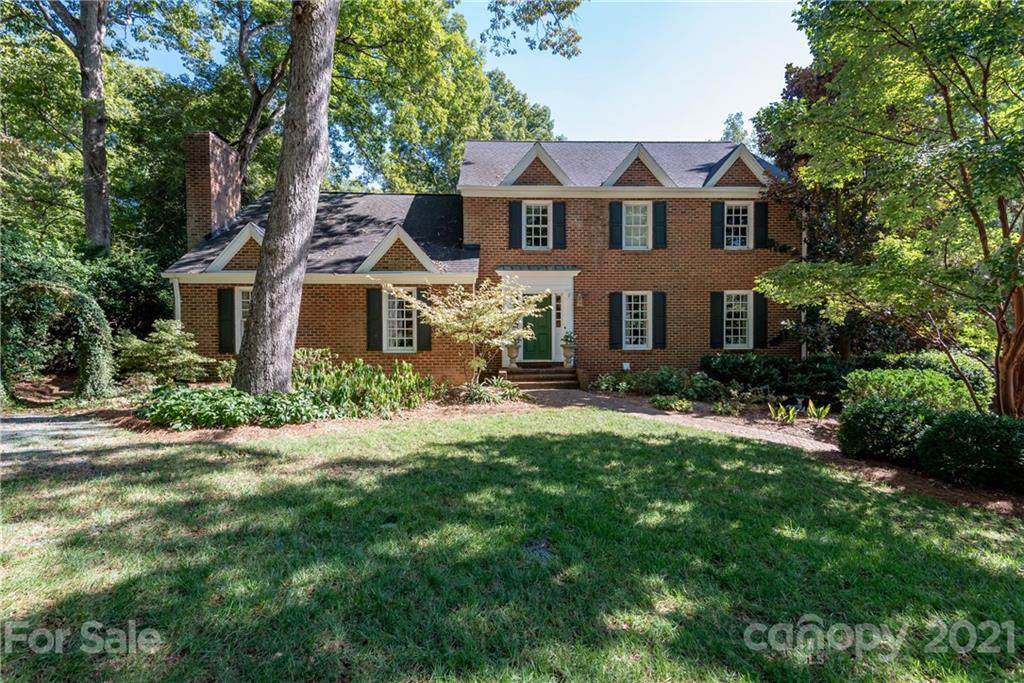 565 11th Ave Circle - Photo 1