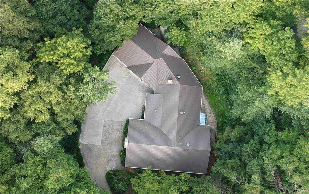 833 Cherokee Place - Photo 1