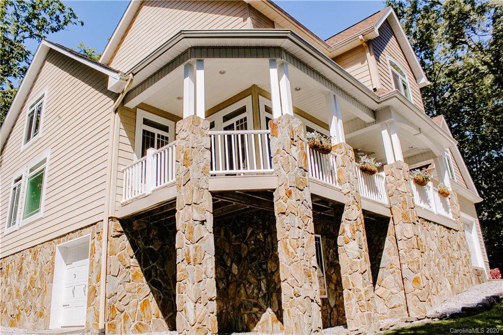 130 Pine Tree Drive - Photo 1
