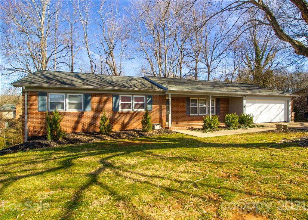 806 Hill Street - Photo 1
