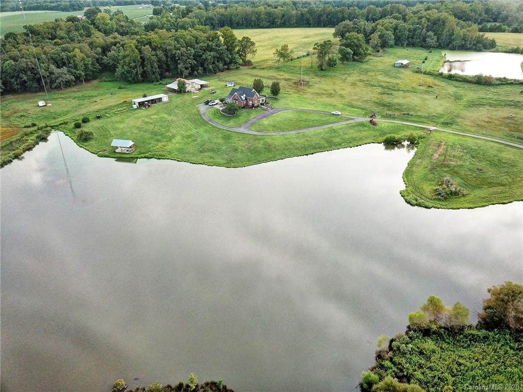 1715 Rock Rest Road - Photo 1