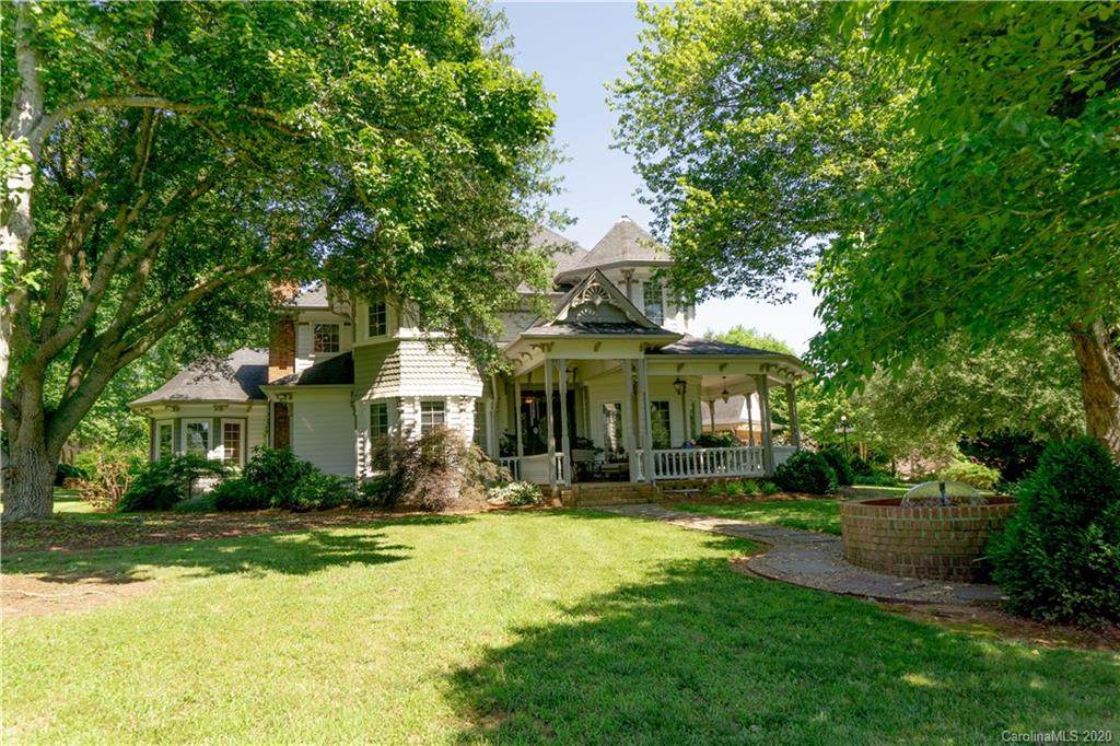 5282 Lee Cline Road - Photo 1