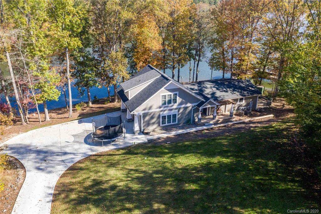 7271 Lynbrook Creek Road - Photo 1