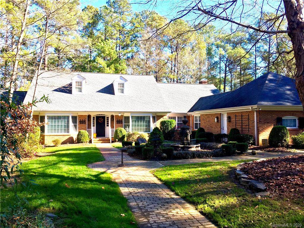 109 Forest Cliff Court - Photo 1