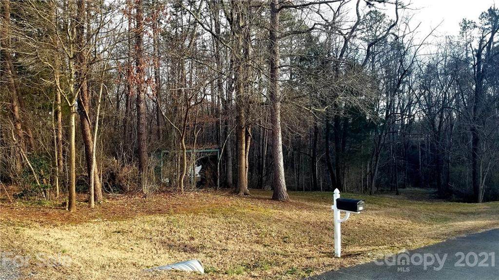 2880 Cliftwood Circle - Photo 1
