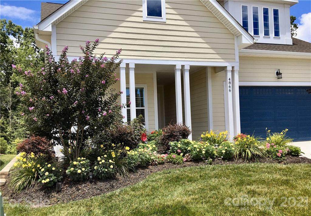 4866 Looking Glass Trail - Photo 1