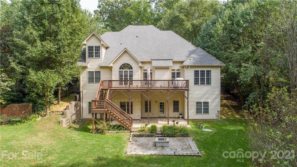 1403 Mt Isle Harbor Drive - Photo 1