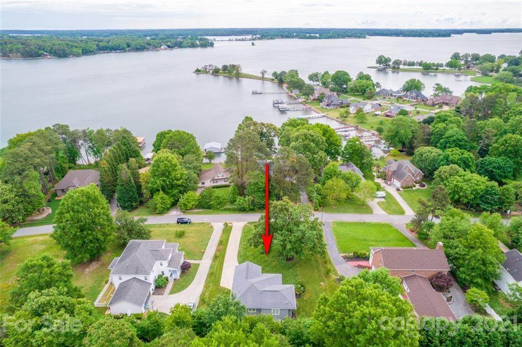 4925 Moonlite Bay Drive - Photo 1