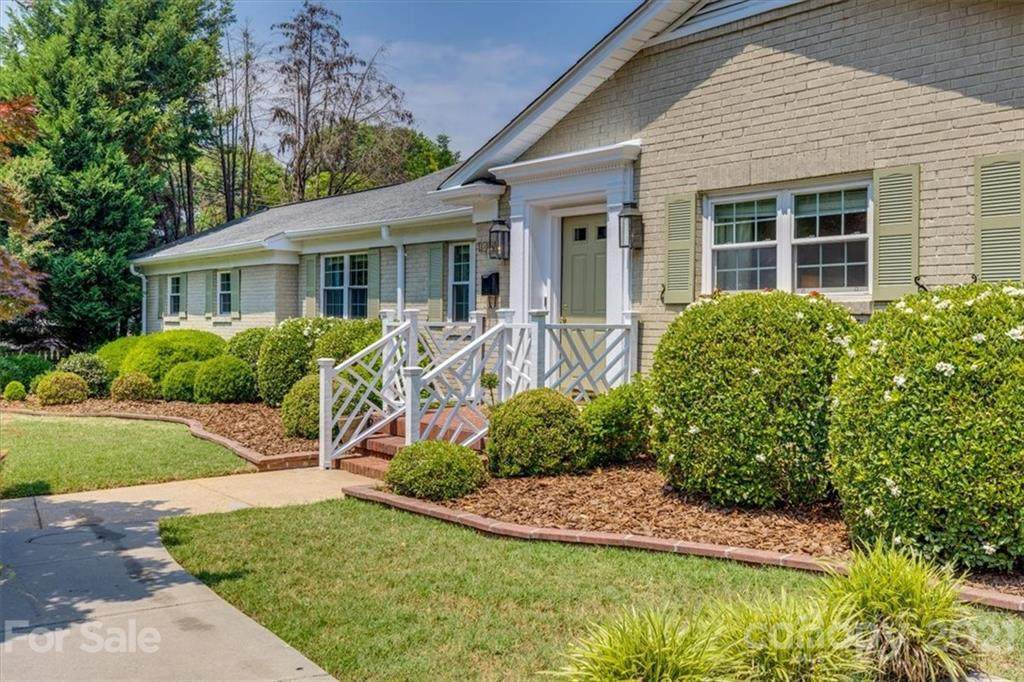 1058 Coddington Place - Photo 1