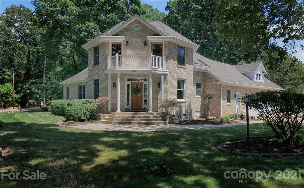 187 Lakeshore Drive - Photo 1