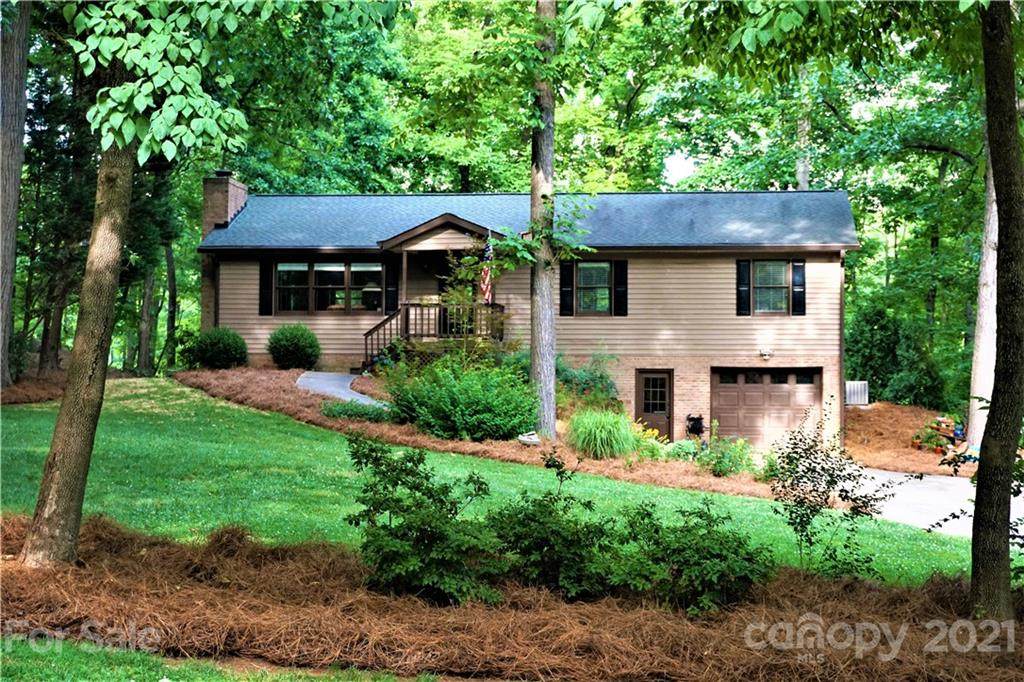 102 Riverwood Road - Photo 1