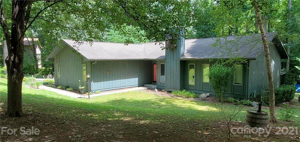 135 Shelly Drive - Photo 1