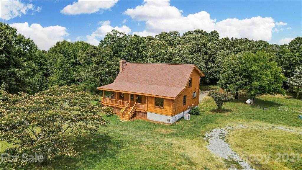 4015 Wolf Pond Road - Photo 1