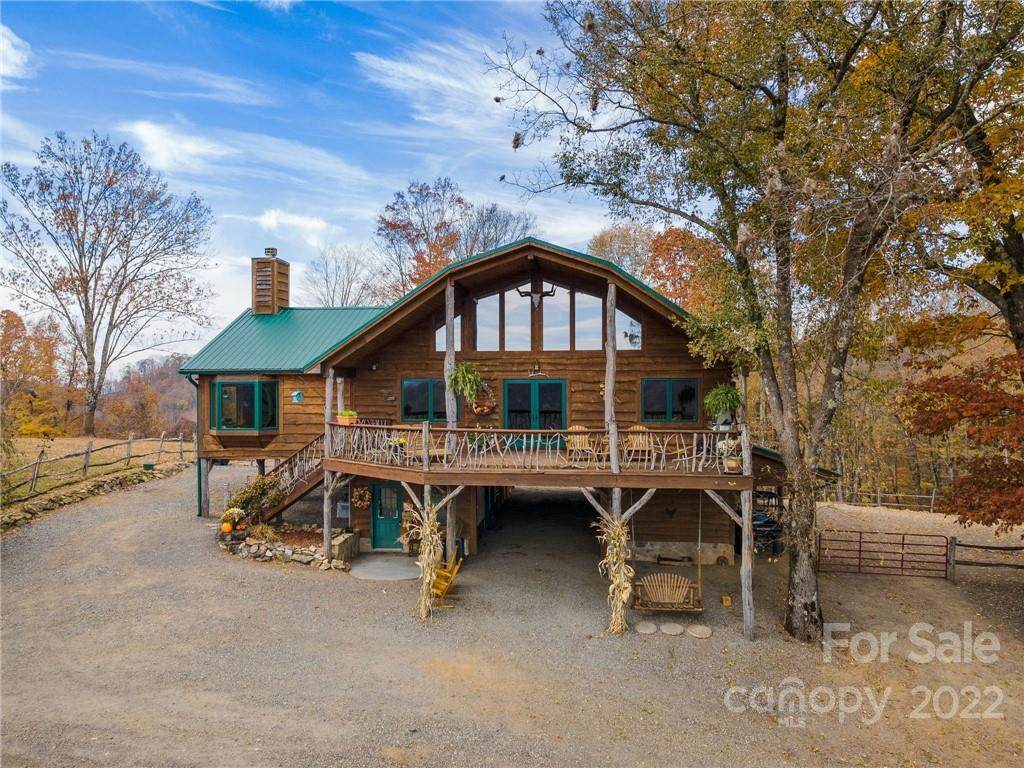 565 Northern Orchard Drive - Photo 1
