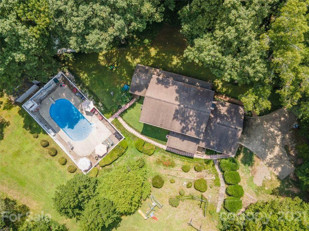 149 Devine Street - Photo 1
