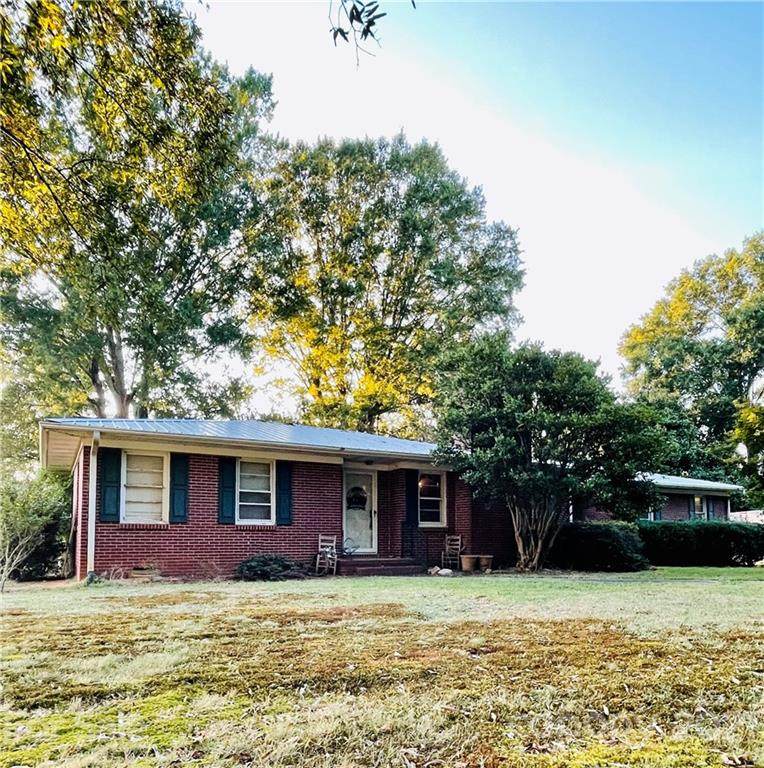 6774 White Store Road - Photo 1