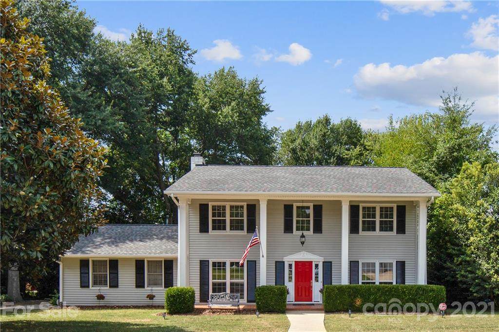 3816 Willowood Drive - Photo 1