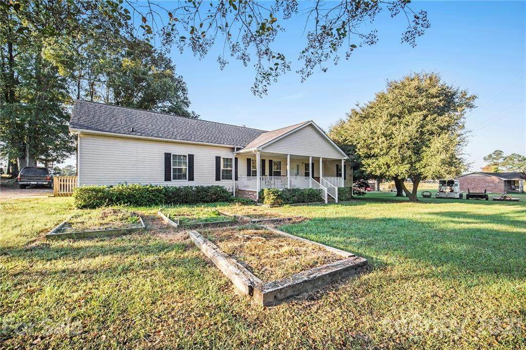 4503 Jb Denton Road - Photo 1