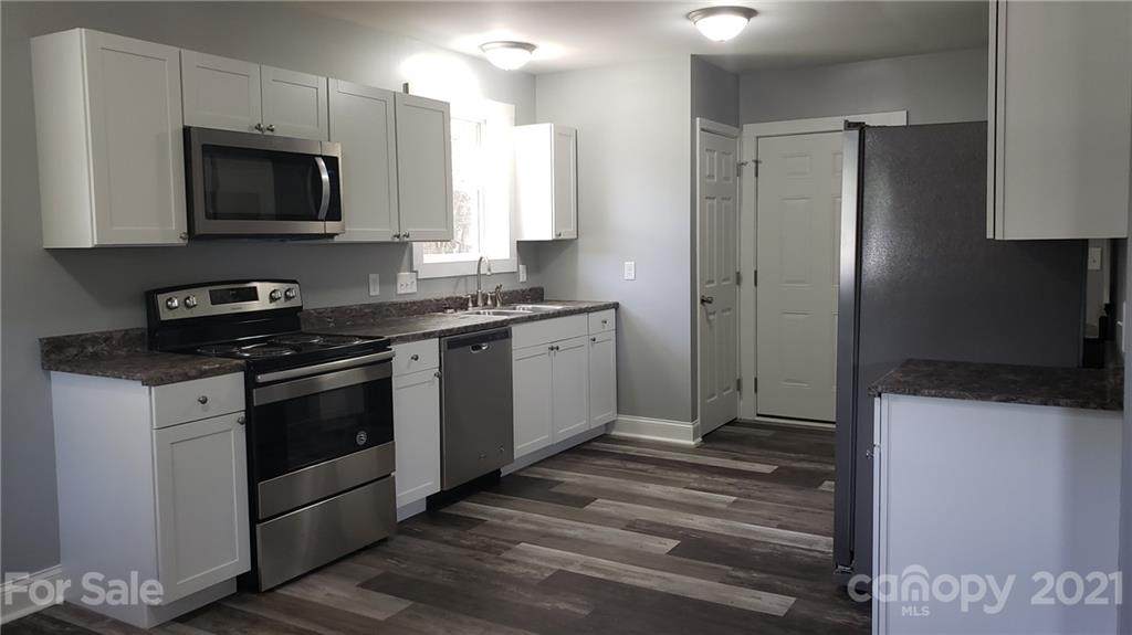 207 Parkertown Road - Photo 1
