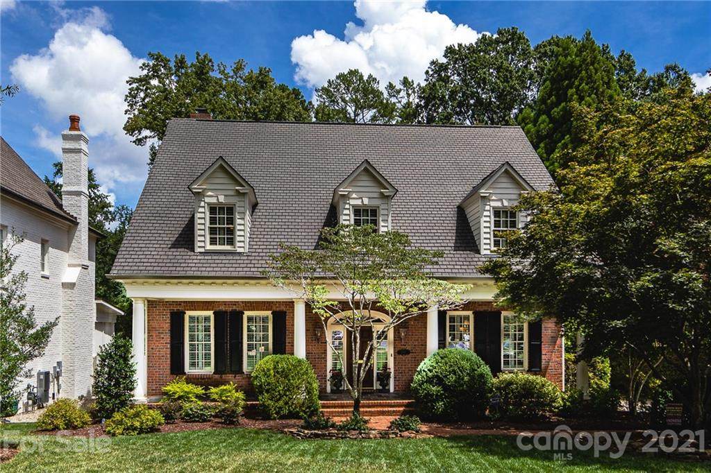 2705 Tanglewood Lane - Photo 1