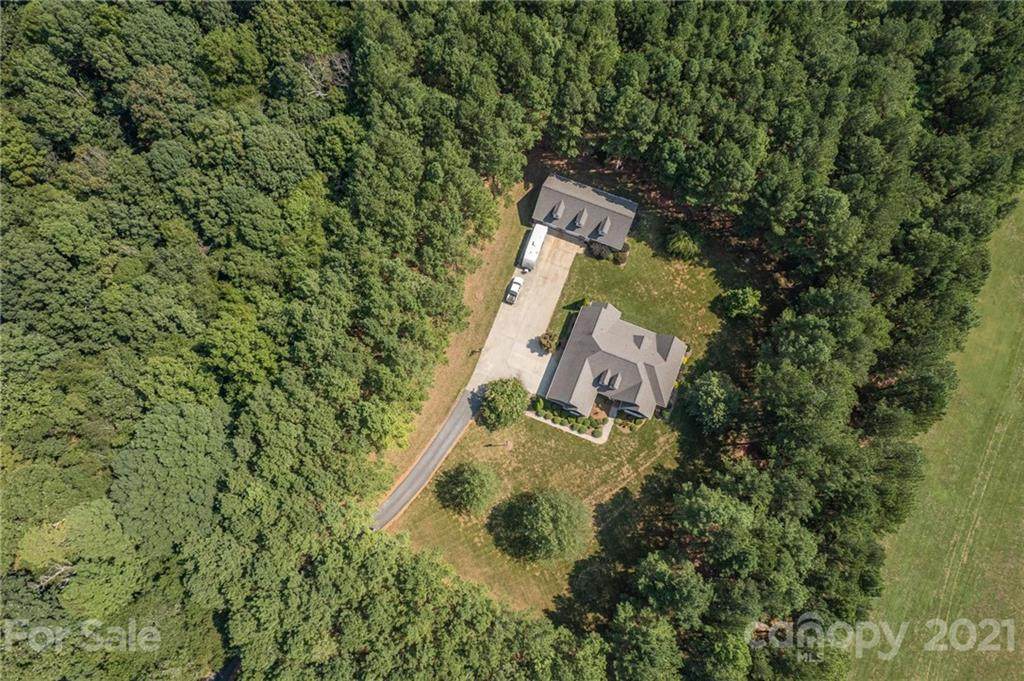 2692 Reepsville Road - Photo 1