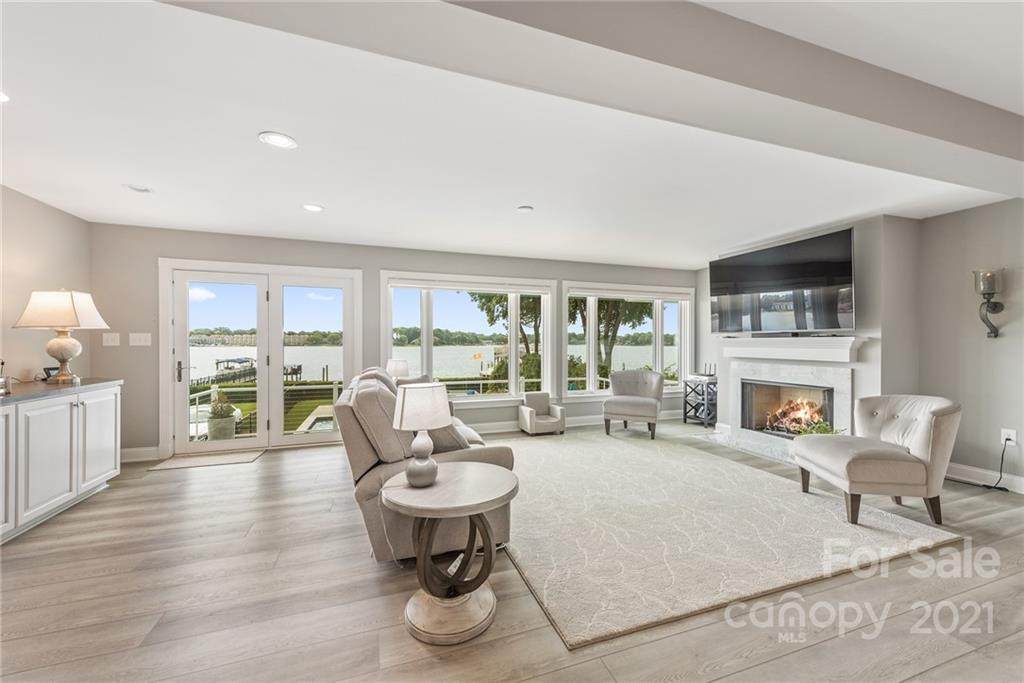 18001 Whispering Oaks Drive - Photo 1