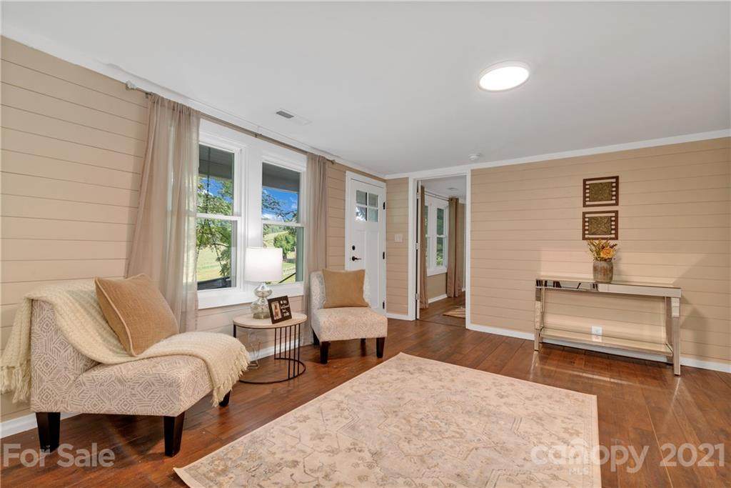2324 Old Henson Cove Road - Photo 1