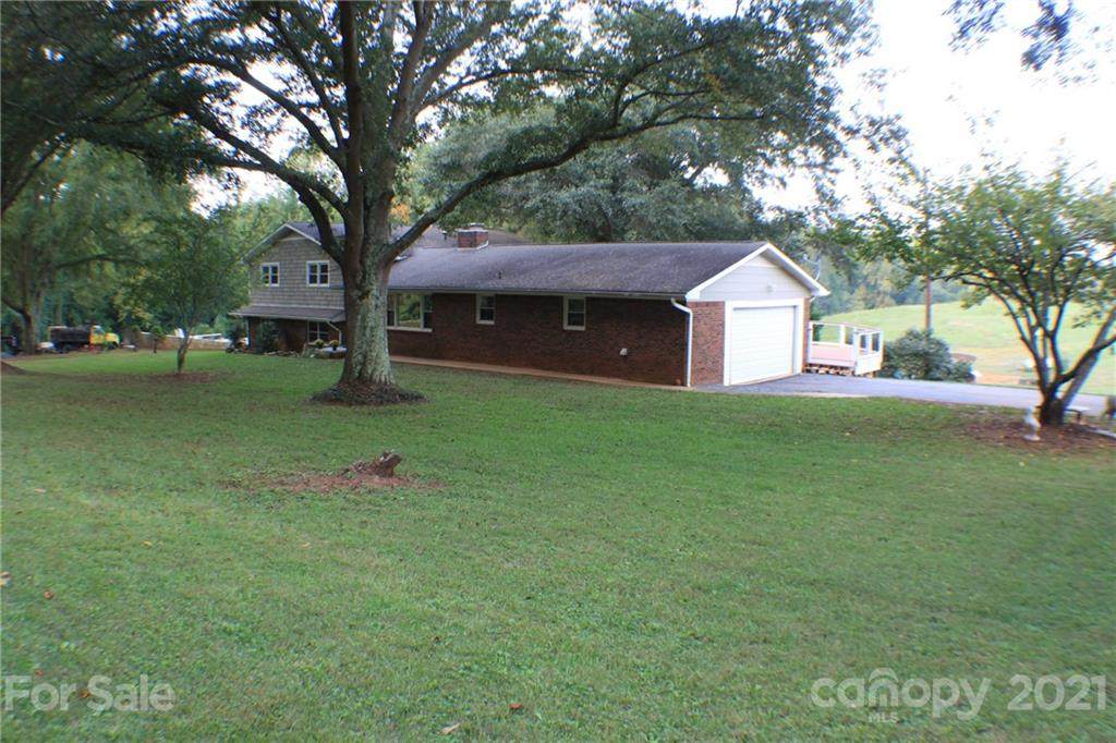 2030 Green Creek Drive - Photo 1