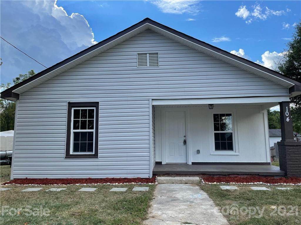 104 Arbor Avenue - Photo 1