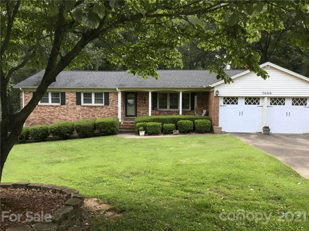 1444 Briar Creek Drive - Photo 1