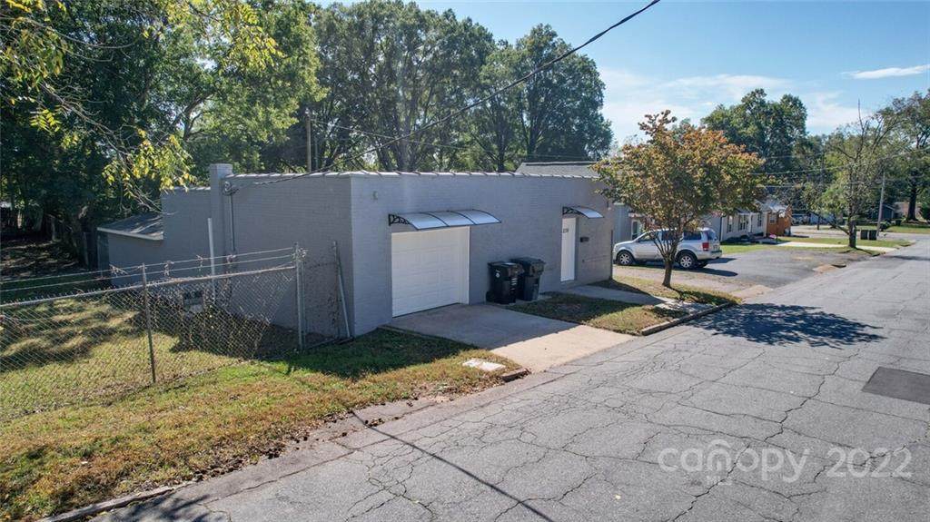 239 Brookwood Avenue - Photo 1
