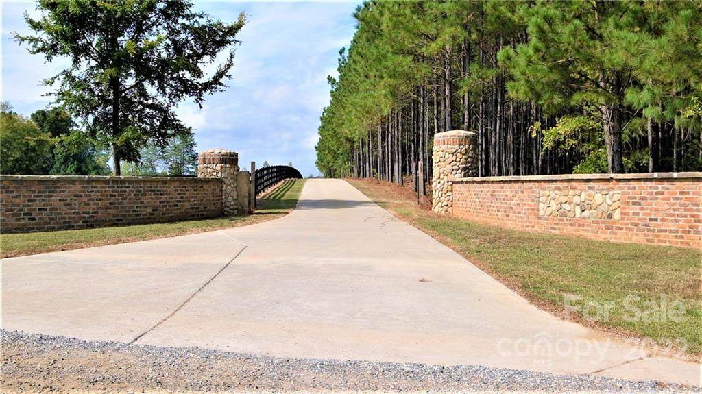 565 Garvin Road - Photo 1