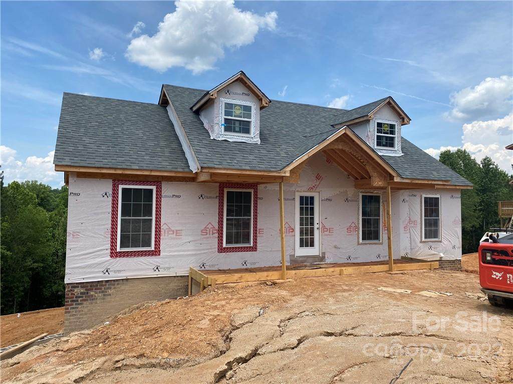 211 Taylor Circle - Photo 1