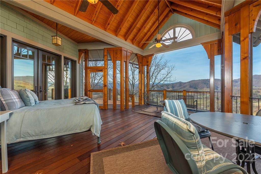 1116 Glades Road - Photo 1
