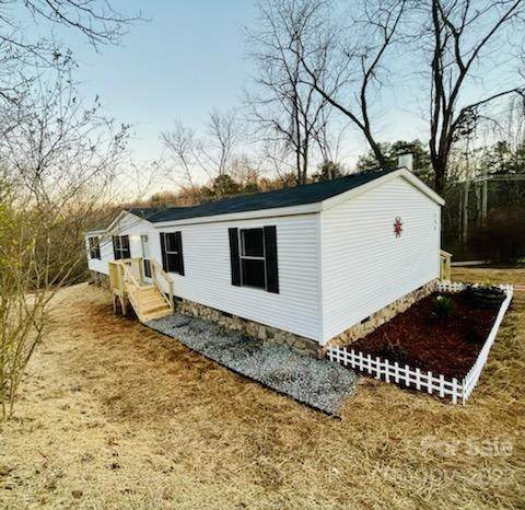 305 Sunset Street - Photo 1