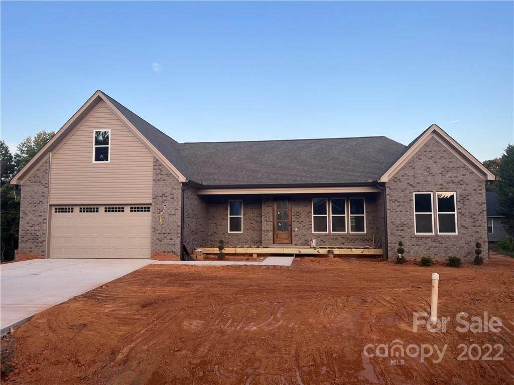 1730 Pipers Ridge Circle - Photo 1